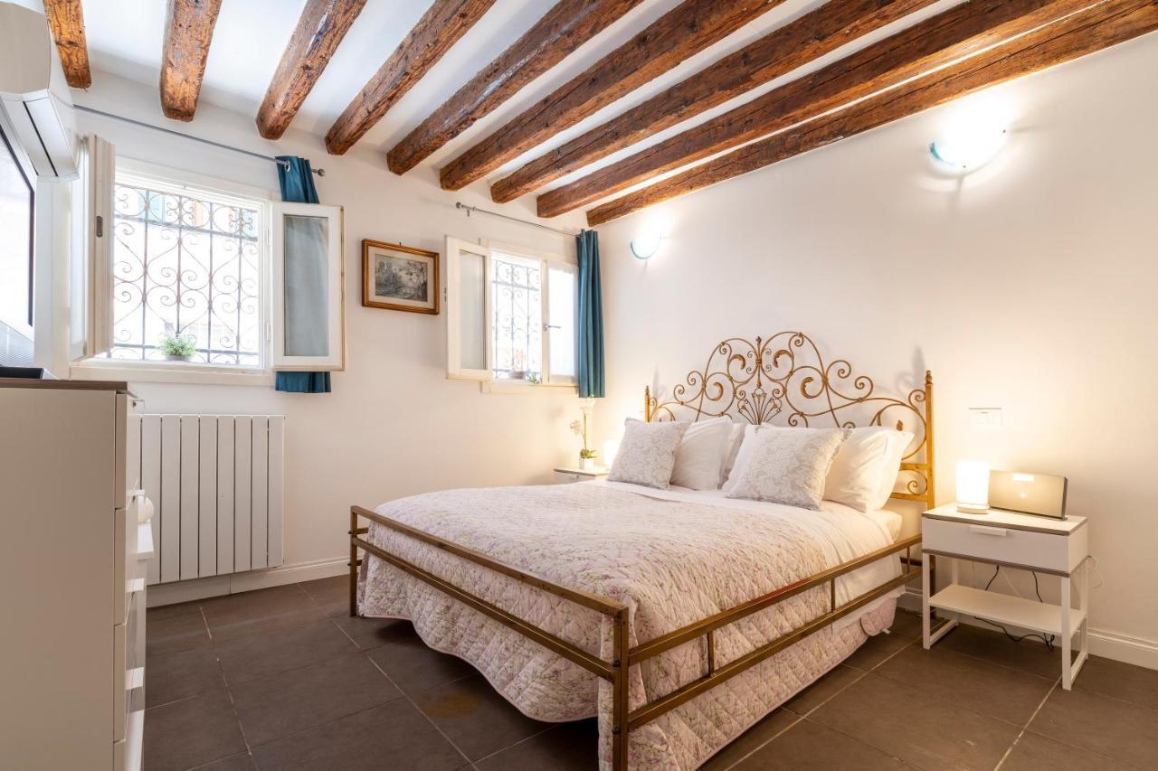 San Giacomo Pied-A-Terre House By Wonderful Italy Венеція Екстер'єр фото