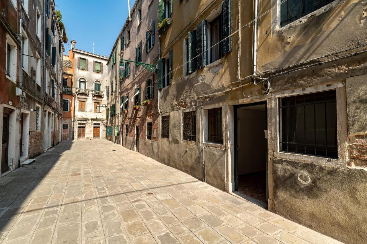 San Giacomo Pied-A-Terre House By Wonderful Italy Венеція Екстер'єр фото