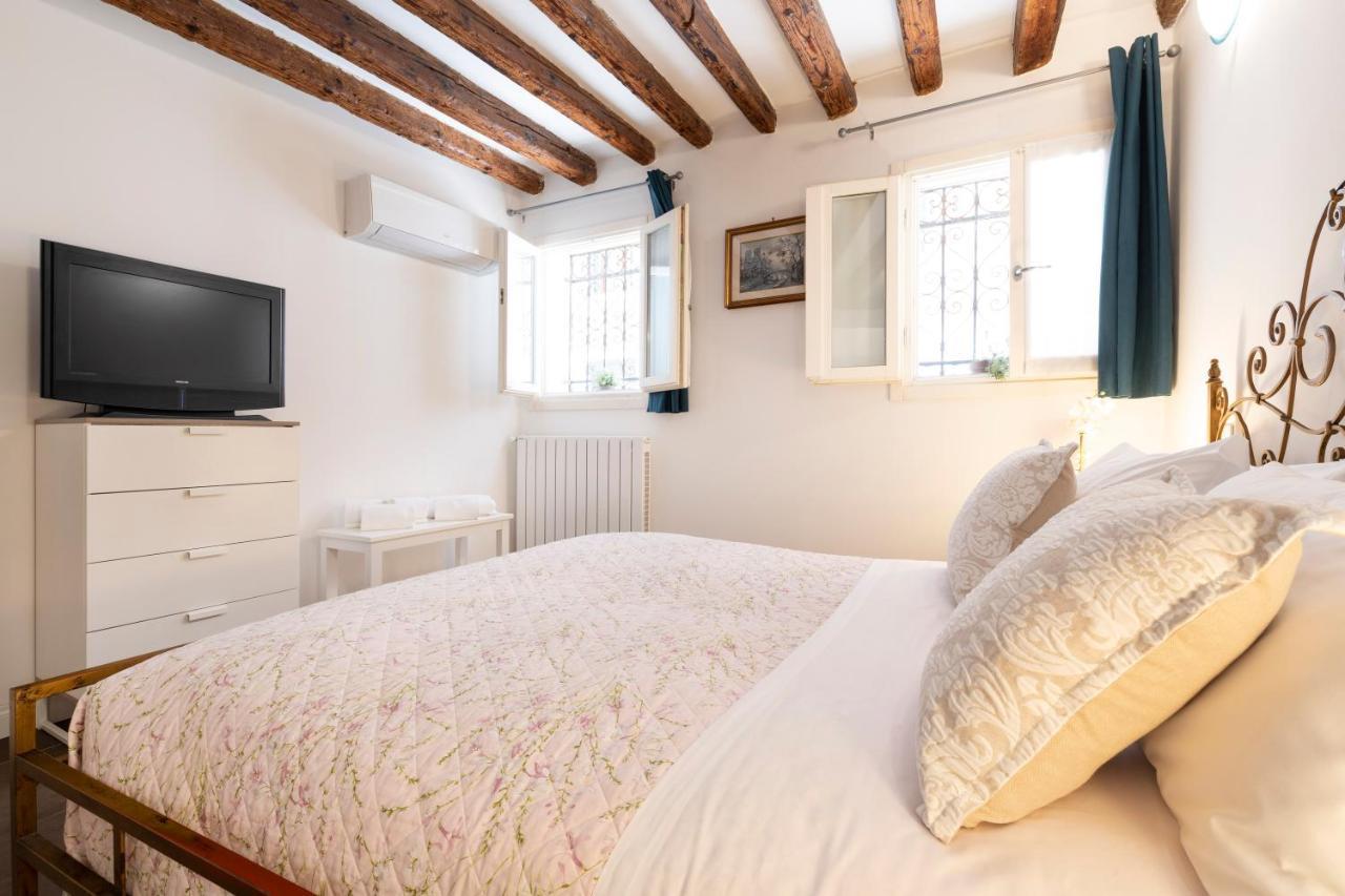 San Giacomo Pied-A-Terre House By Wonderful Italy Венеція Екстер'єр фото